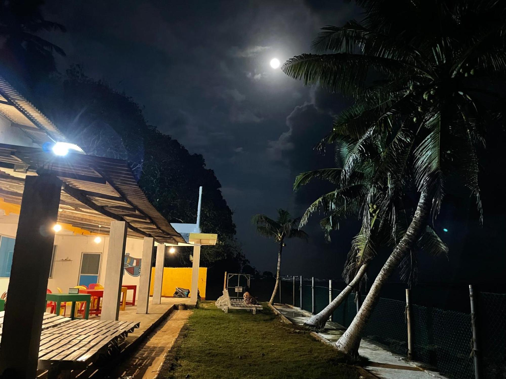 Sayuri Beach Hotel Matara Dış mekan fotoğraf