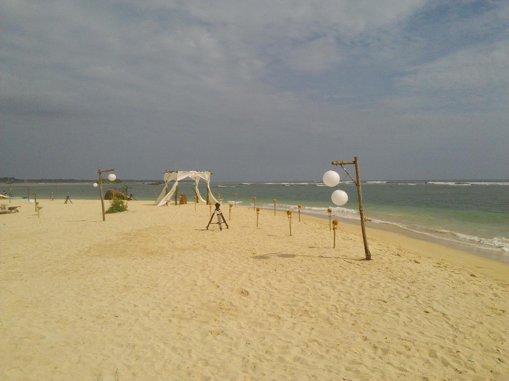 Sayuri Beach Hotel Matara Dış mekan fotoğraf