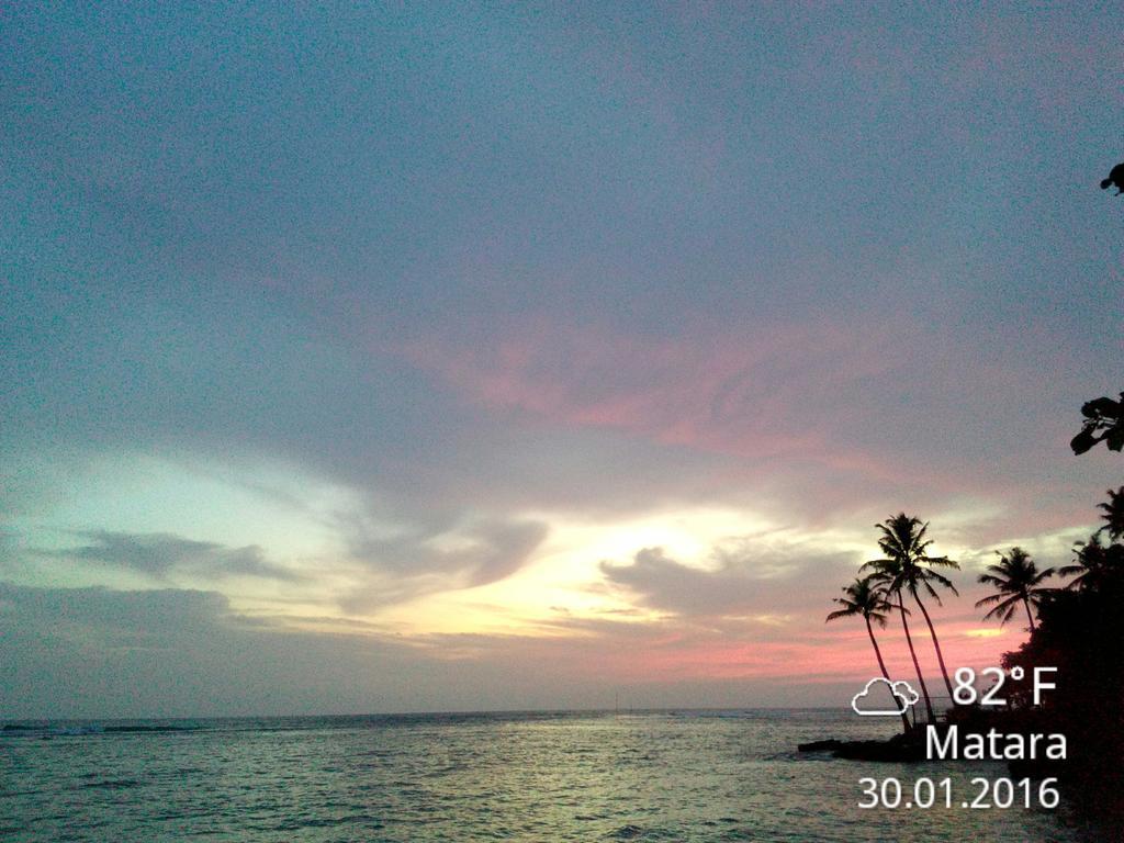 Sayuri Beach Hotel Matara Dış mekan fotoğraf