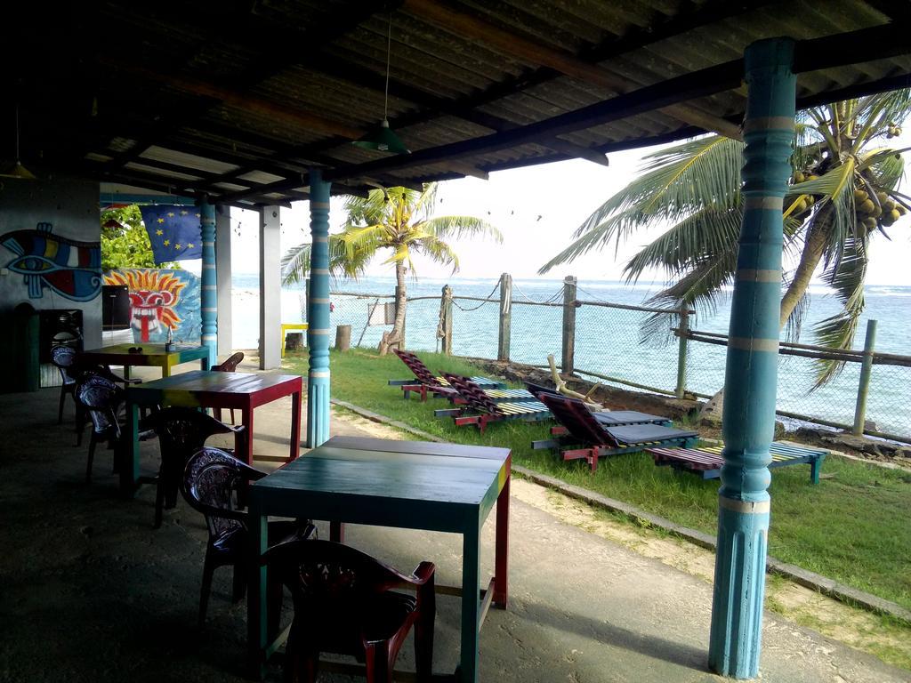 Sayuri Beach Hotel Matara Dış mekan fotoğraf