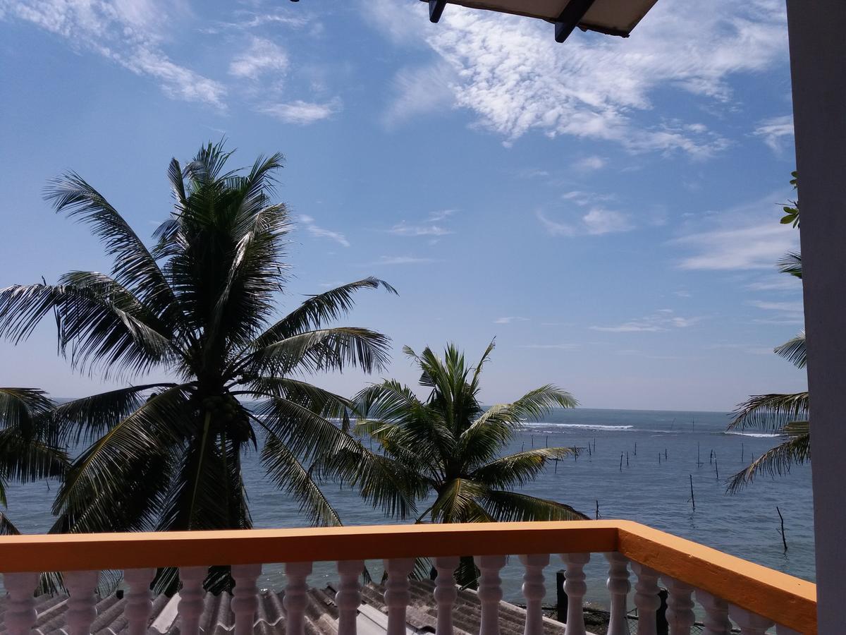 Sayuri Beach Hotel Matara Dış mekan fotoğraf