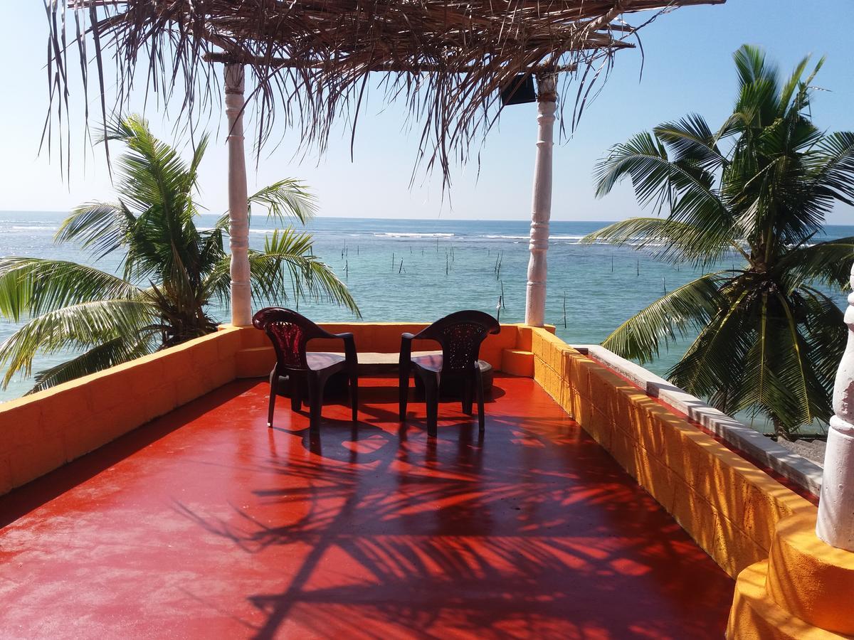 Sayuri Beach Hotel Matara Dış mekan fotoğraf