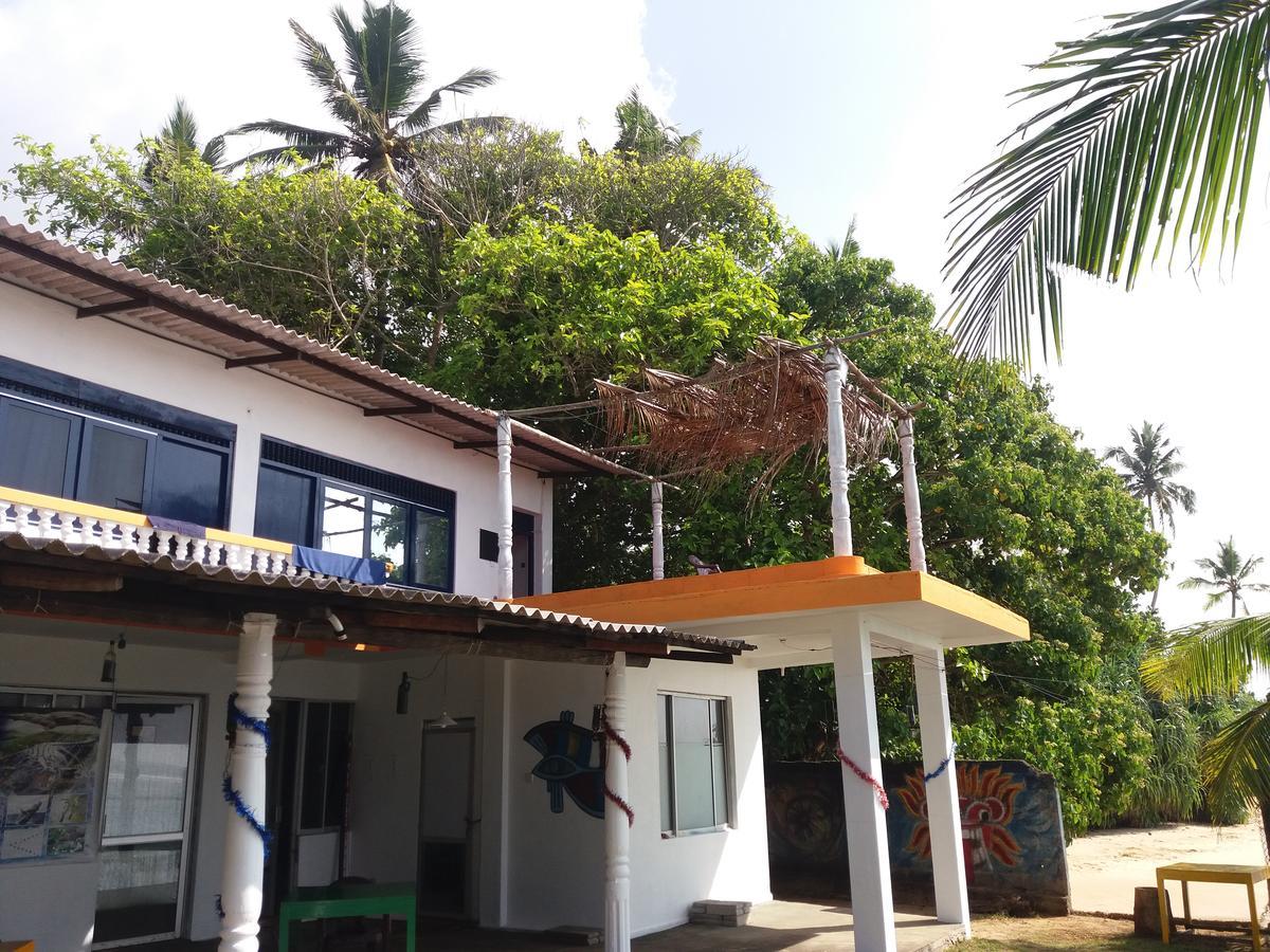 Sayuri Beach Hotel Matara Dış mekan fotoğraf